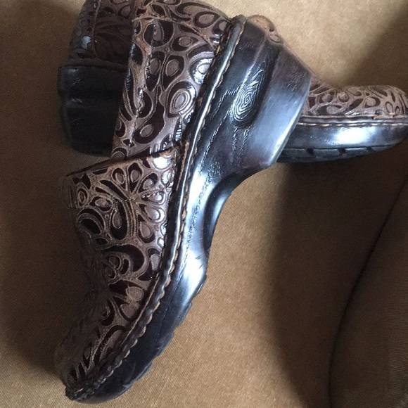 Born - Picture 2 of 6